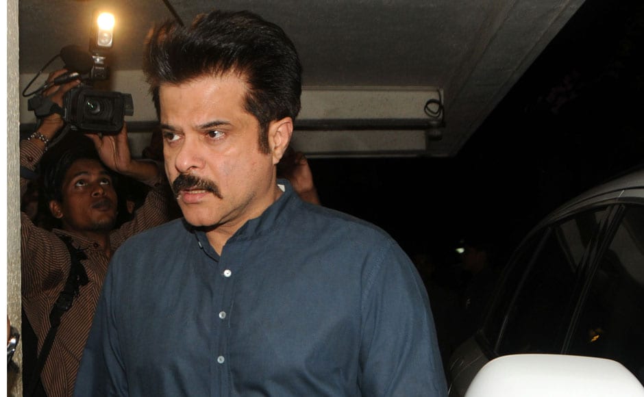 Anil Kapoor visits Mona's Juhu residence to offer his condolences. Raju Shelar/Firstpost Anil Kapoor visits Mona's Juhu residence to offer his condolences. Raju Shelar/Firstpost