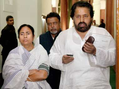 TMC workers demonstrate outside CBI office against Sudip Bandyopadhyay's arrest TMC workers demonstrate outside CBI office against Sudip Bandyopadhyay's arrest