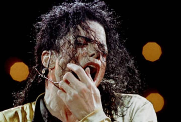 Hackers steal MJ's music files from Sony Hackers steal MJ's music files from Sony