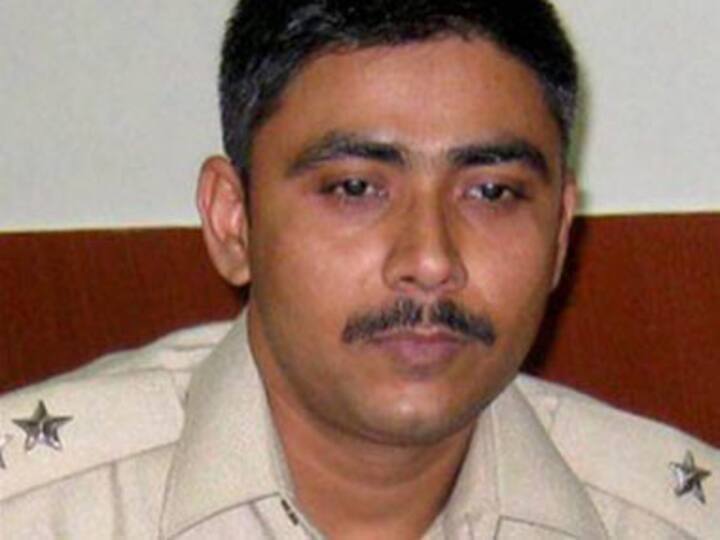 Murdered IPS official's father demands CBI probe