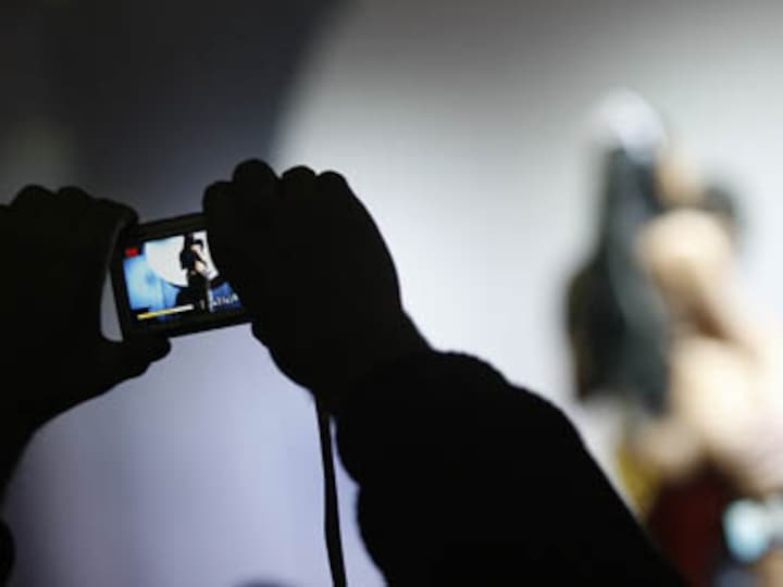 Karnataka porngate: Minister's act 'unintentional', says panel