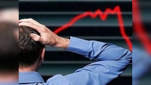 Should you invest in times of high political risk?