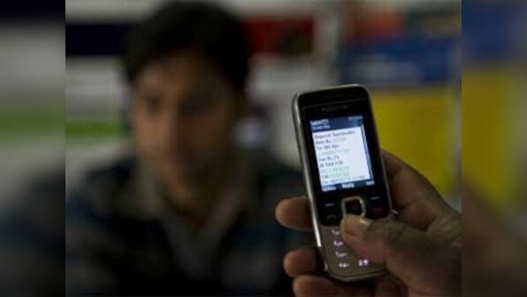 DoT to finish spectrum auction by Feb 2013: FinMin
