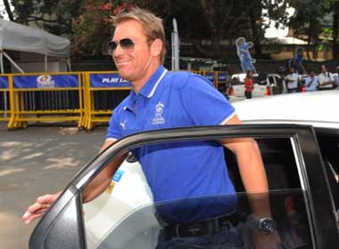 Owais Shah to replace Shane Warne in Rajasthan IPL squad Owais Shah to replace Shane Warne in Rajasthan IPL squad