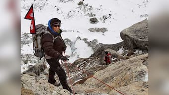 Everest hero highlights flood threat in Himalayas 