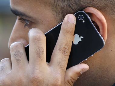 German court rejects two Apple-Samsung patent suits German court rejects two Apple-Samsung patent suits