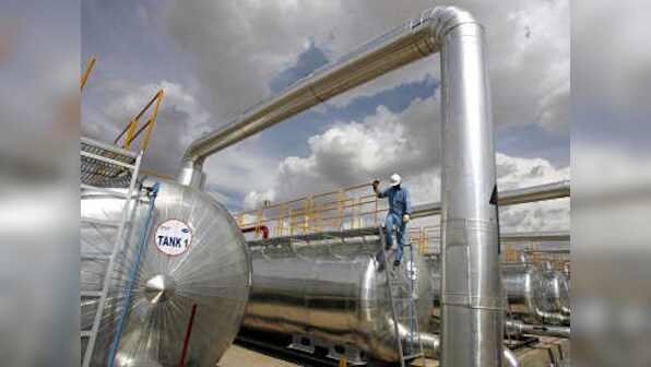 Kelkar against Rangarajan's royalty-sharing model for oil & gas blocks