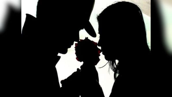 Lovey-dovey couples on Facebook more likely to stay together: Study