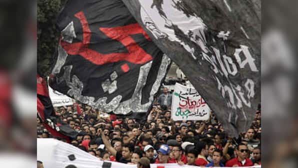 Egyptian military clash with football fans, one killed