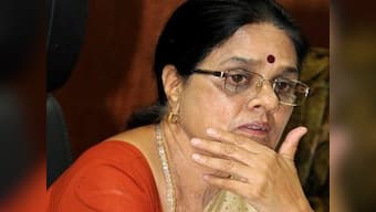 Cong backs hike in rail fares, BJP terms it 'anti-people'