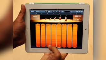 Sharp to ship high-definition, iPad panel in March