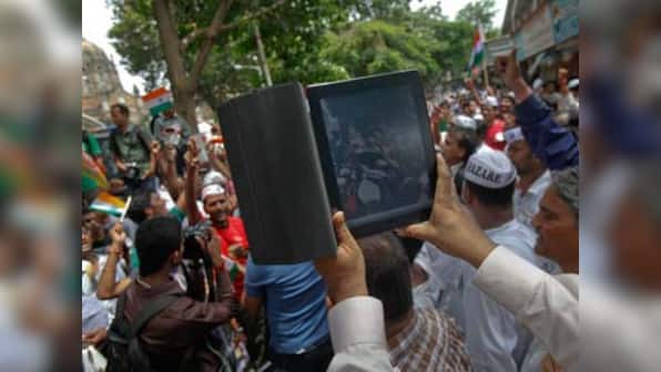 Apple slashes iPad 2 price to Rs 24,500