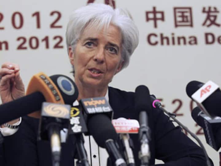 IMF chief meets Pranab; discusses euro zone crisis