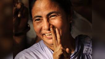 Mamatadi, ektu bhebey dekhun...