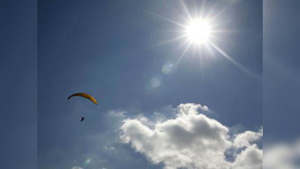 101-year-old great-grandma sets world paragliding record 