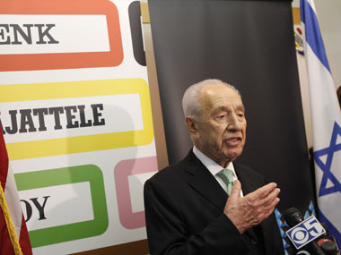 Israeli President Peres to visit Facebook HQ Israeli President Peres to visit Facebook HQ