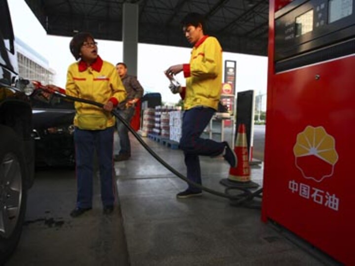 Upstart Chinese firm surpasses Exxon in oil production 
