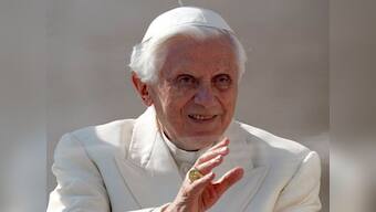 Pope denounces US political push to legalise gay marriage