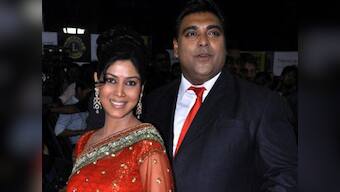 Bade Achhe Lagte Hain: It's not over till the fat man kisses