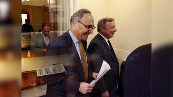US senator working on bill to allow more visas to Indians