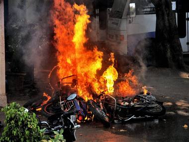 Gowda promises action against lawyers who attacked scribes Gowda promises action against lawyers who attacked scribes