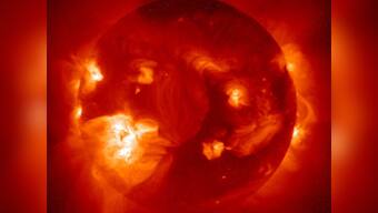 Giant solar storm hits earth, but no serious damage done