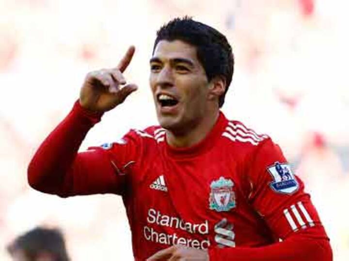 Suarez keen to accept Liverpool contract extension