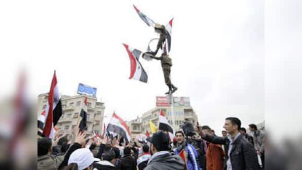 Last foreign journalists evacuated from Syria 