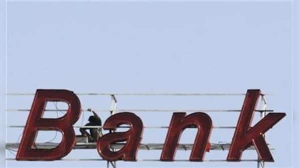 Cabinet allows raising pvt bank voting rights to 26 pct