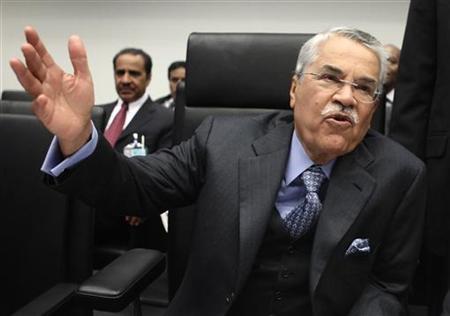 Saudi finmin: $100 is good oil price for all -TV Saudi finmin: $100 is good oil price for all -TV