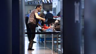 Man with nothing to hide bares all at US airport