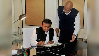 Akhilesh to revise Maya's excise policy to rake up revenue