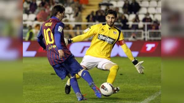 La Liga: Barcelona crush Rayo to keep Real waiting