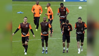 Can Chelsea's old warriors beat Barcelona?