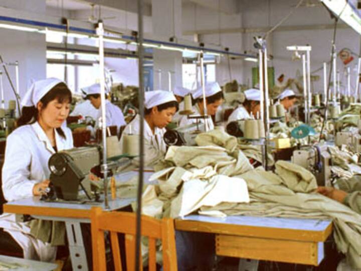 As China dumps export growth model, small players must adapt or die