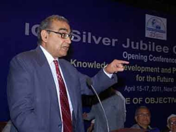 Justice Kapadia rubbishes Katju's allegations over corrupt HC judge 