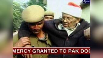 Send Chisty to Pakistan, Zardari tells Manmohan