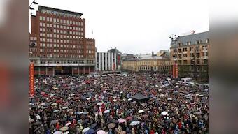 Thousands defy Norway mass killer Breivik in song