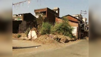 News Wrap: 18 get life for Guj riots; Maoists release Italian