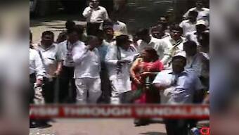 MNS' noisy activism outside hospital goes unchecked