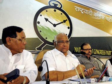 Prez polls: Sonia meets Pawar to discuss candidates Prez polls: Sonia meets Pawar to discuss candidates