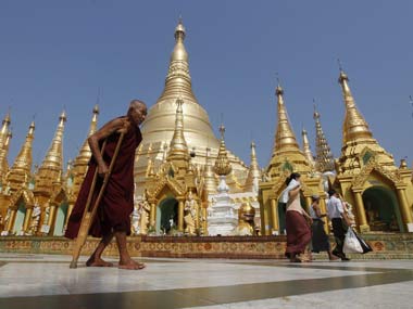 Travel Tales: Full moon rising over Yangon Travel Tales: Full moon rising over Yangon