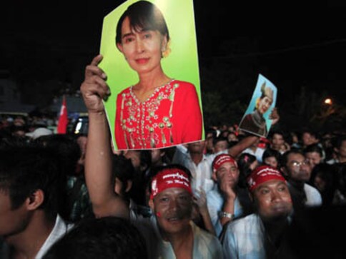Aung San Suu Kyi: Lessons from another landslide victory ...