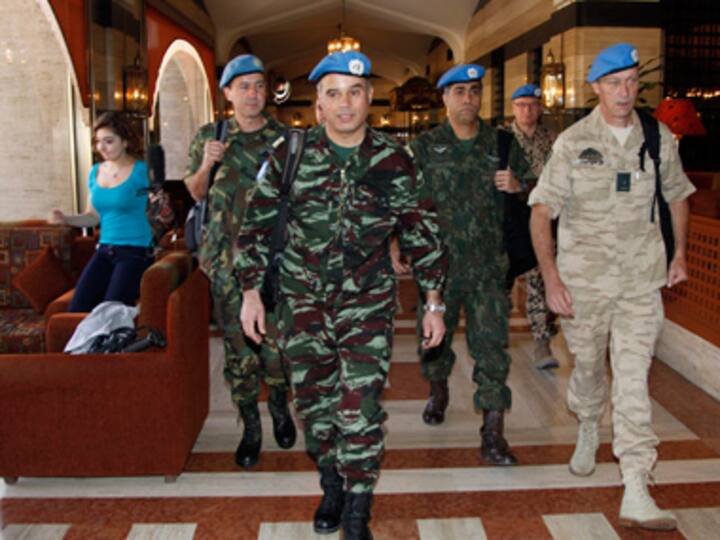 UN ceasefire observers begin work in Syria 