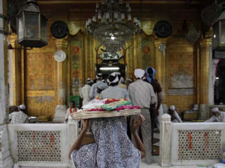 Ajmer Sharif's religious head to boycott Zardari's visit