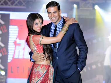 Movie Review: Housefull 2 is a 'jolly' con ride Movie Review: Housefull 2 is a 'jolly' con ride