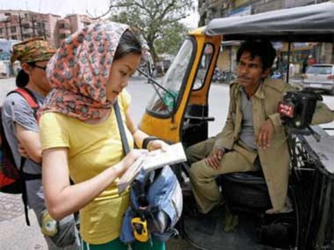 Autorickshaw Drivers Protest Against LPG Price Hike In Kolkata Fwire News Firstpost