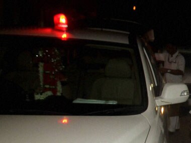 Activist challenges Mumbai mayor's move to use red beacon on her official vehicle