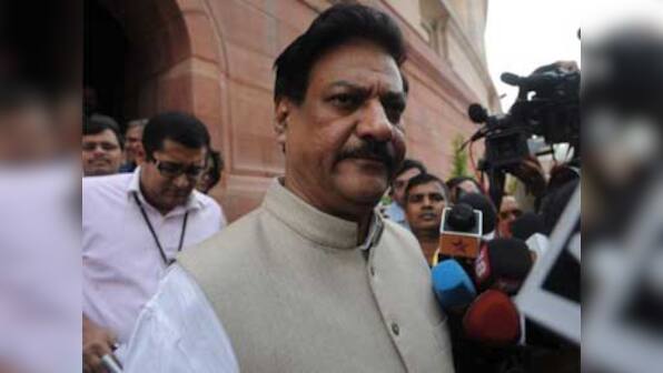 Maha CM meets Sonia, PM over allegations of underperformance