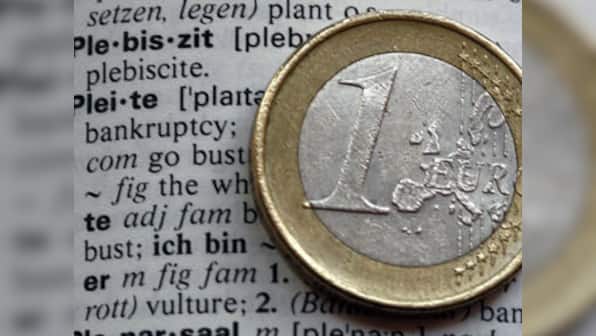 Europe should pull out of recession in late 2012: S&P